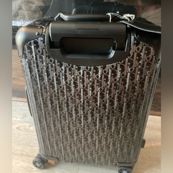 Authentic RIMOWA x DIOR luggage for carry on. - Picture 10 of 17
